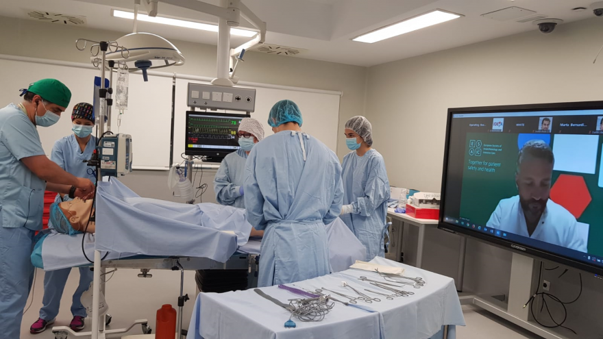 Texto Alternativo: El Hospital Fundación Alcorcón acoge un curso de simulación de la Declaración de Helsinki
