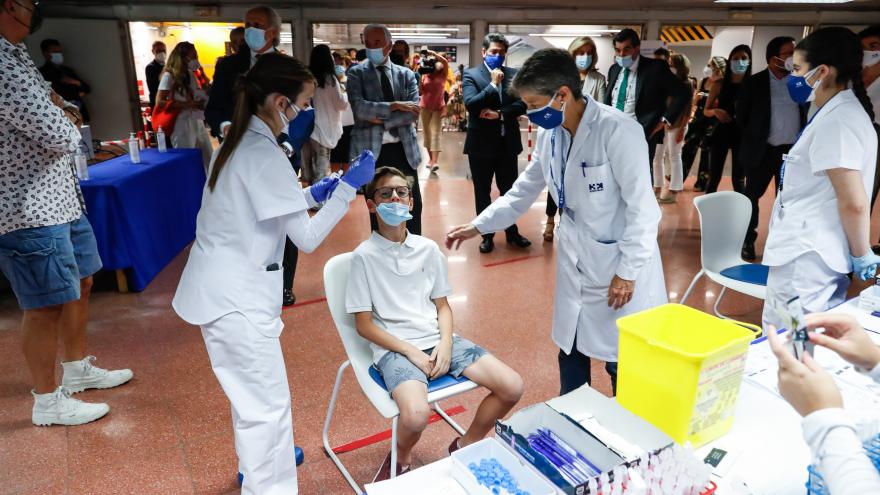 Texto Alternativo: El Gobierno de la Comunidad de Madrid realiza más de 3.500 test en la primera semana de detección de COVID en Plaza Castilla