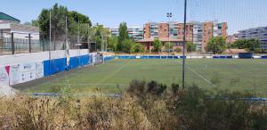 Texto Alternativo: Alcorcón aborda la sustitución del césped artificial en cinco campos de fútbol de la ciudad