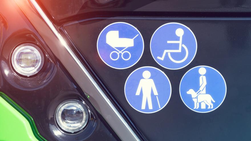 Texto Alternativo: El Gobierno de la Comunidad propone en marcha una línea interurbana de autobús que conectará Madrid capital con Alcorcón
