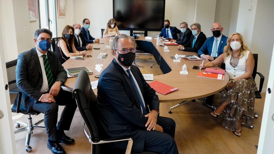 Texto Alternativo: El Gobierno de la Comunidad ofrece a las universidades públicas asesoramiento para sus proyectos con Fondos Europeos