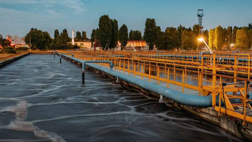 Texto Alternativo: El Gobierno de la Comunidad impulsa proyectos de eficiencia energética e hídrica a través de Canal de Isabel II