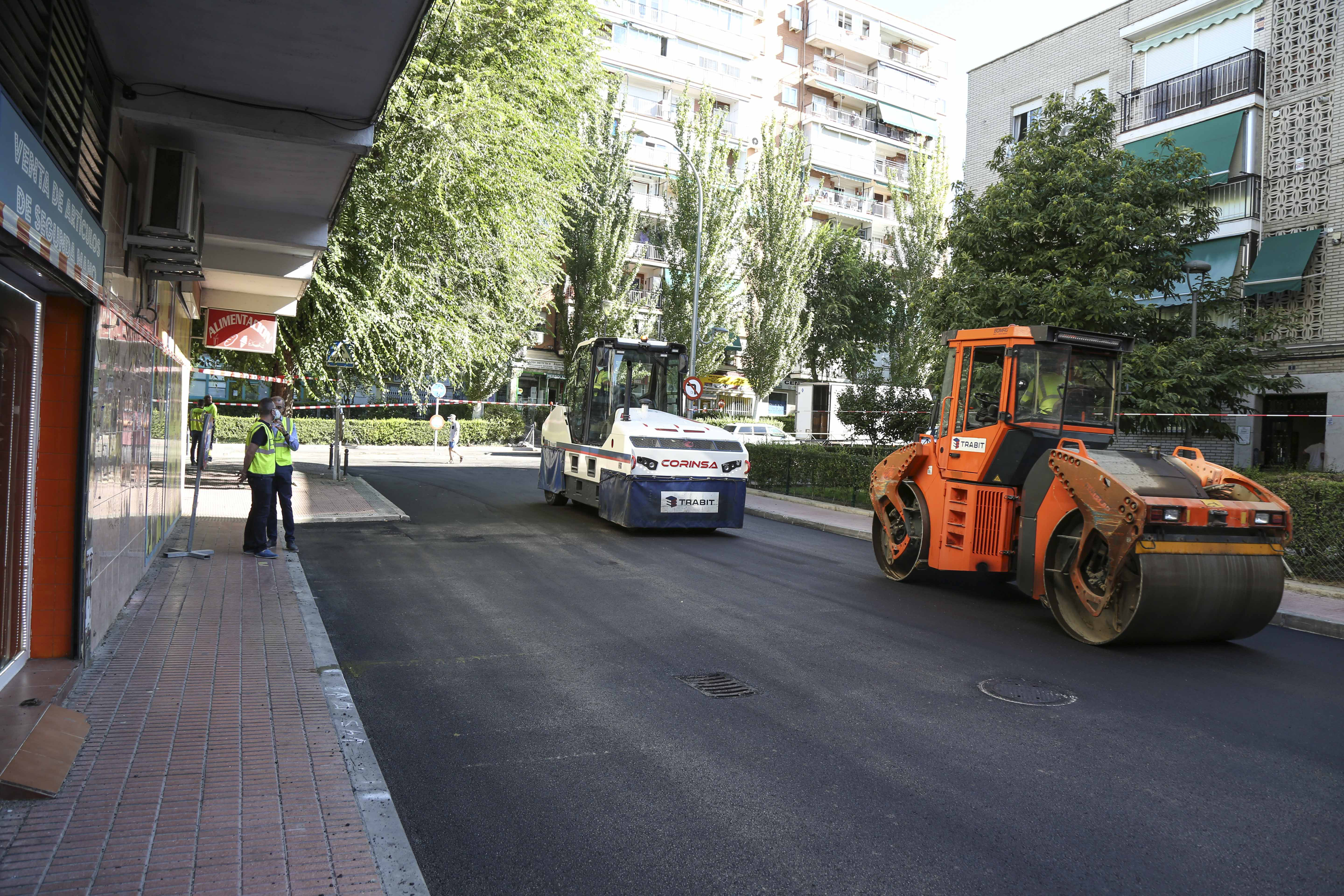 Texto Alternativo: El Gobierno de Móstoles ha finalizado ya las obras en 23 calles de las 54 previstas en el plan de asfaltado para 2021