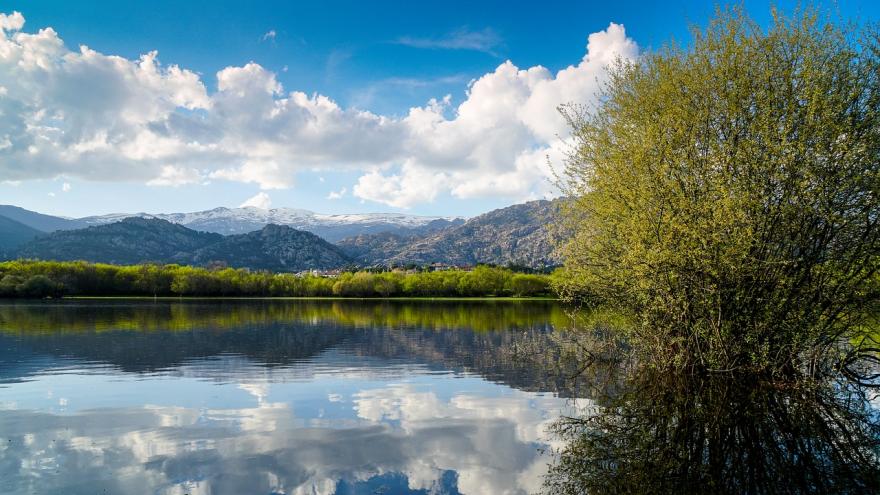 Texto Alternativo: Ofrecemos más de 70 rutas turísticas para disfrutar del verano en la región