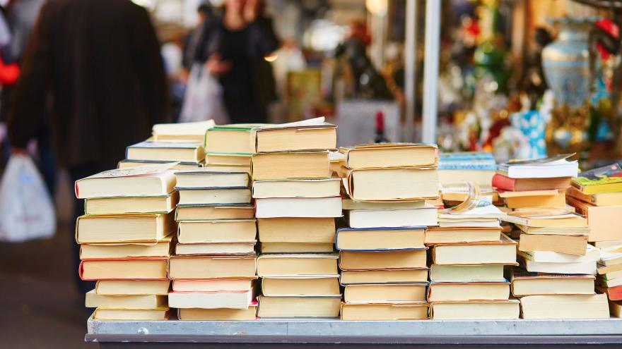 Texto Alternativo: Patrocinamos con 100.000 euros la 80ª Feria del Libro de Madrid