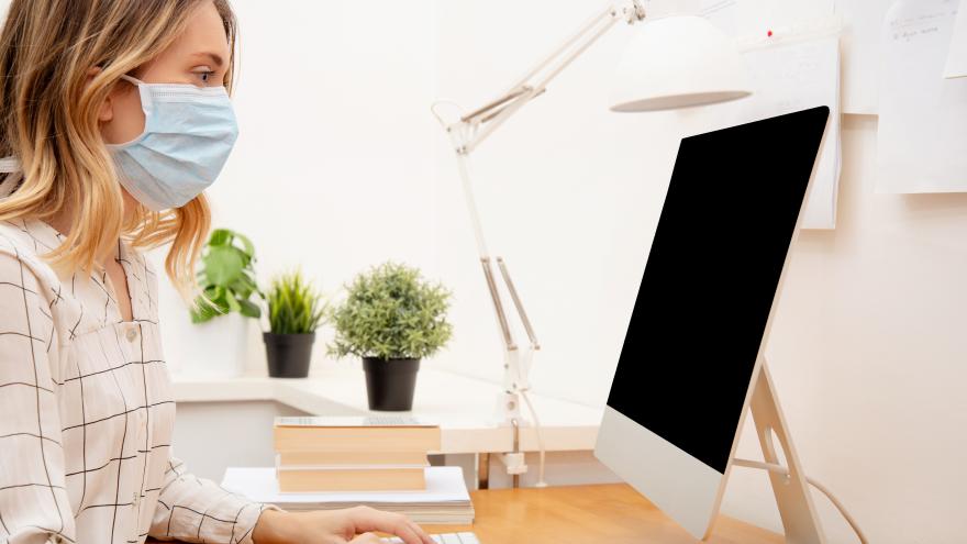 Texto Alternativo: Impartimos 145 acciones formativas para mejorar la capacitación digital de los empleados públicos