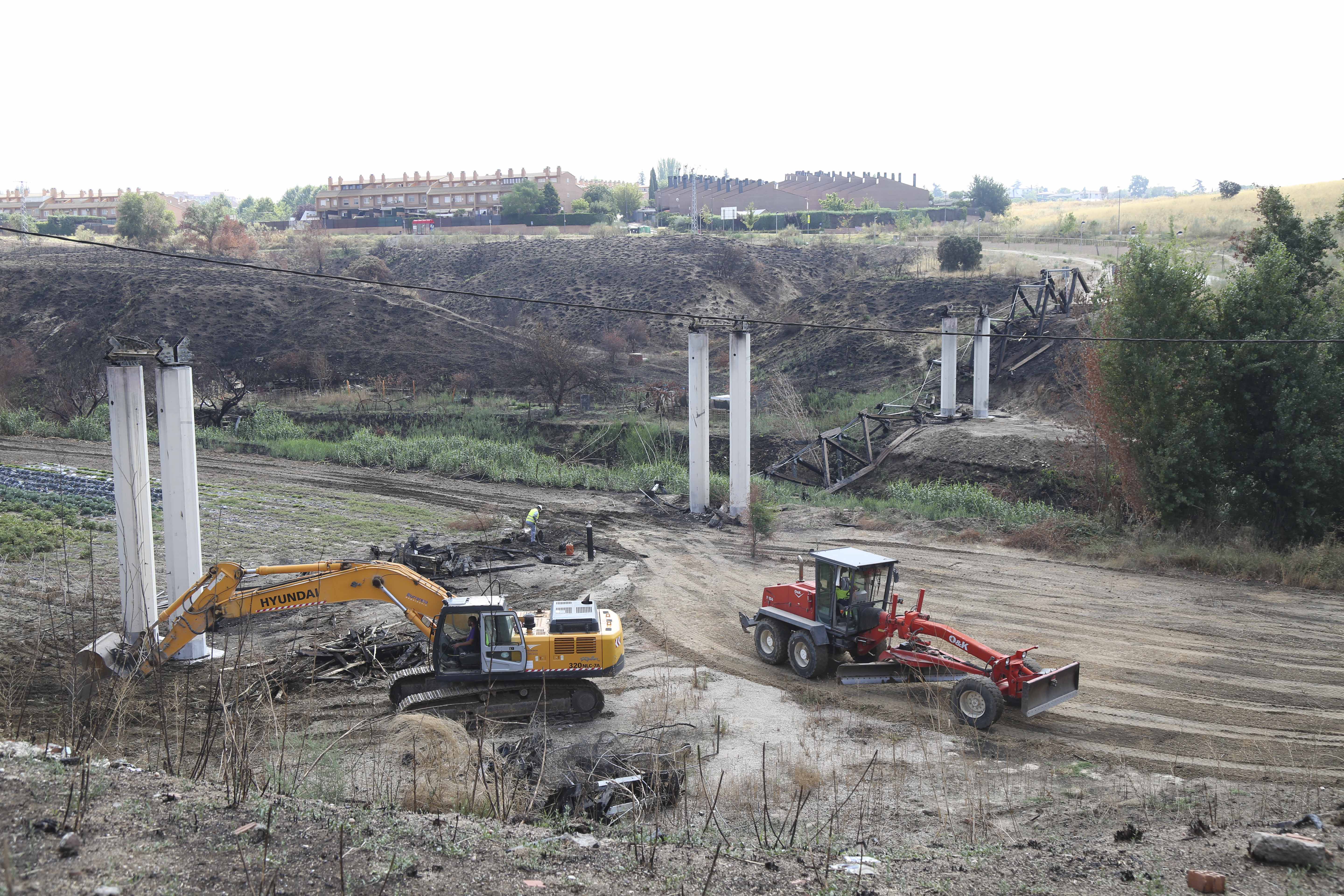 Texto Alternativo: El servicio de autobuses se amplía los fines de semana en las urbanizaciones Parque Coimbra y Parque Guadarrama a petición del Gobierno de Móstoles