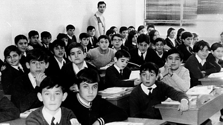 Texto Alternativo: Mostramos en una exposición cómo era la vuelta al cole de los madrileños el siglo pasado