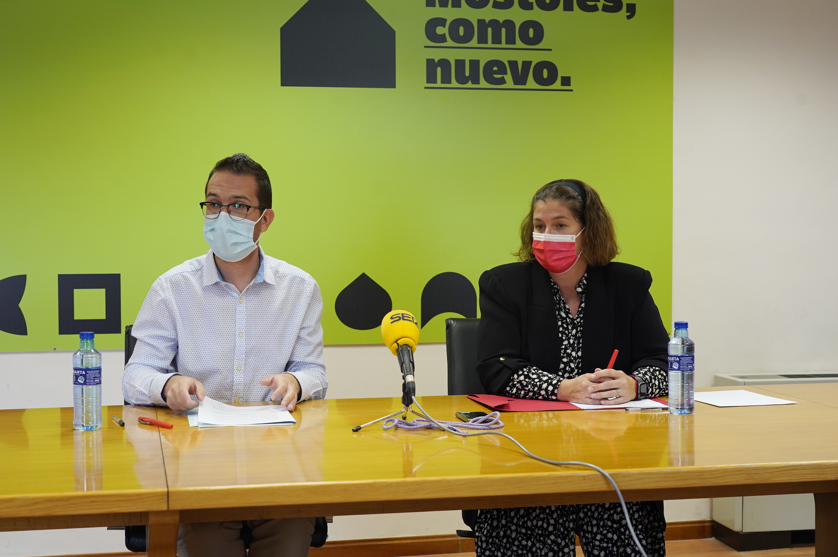 Texto Alternativo: El Gobierno de Móstoles destinará 900.000 euros a bonos sociales para ayudar a las familias afectadas por la crisis del coronavirus y reactivar el comercio local