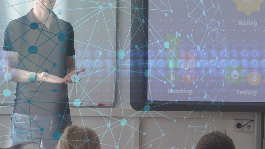 Texto Alternativo: La Comunidad de Madrid busca profesores de Secundaria y Formación Profesional