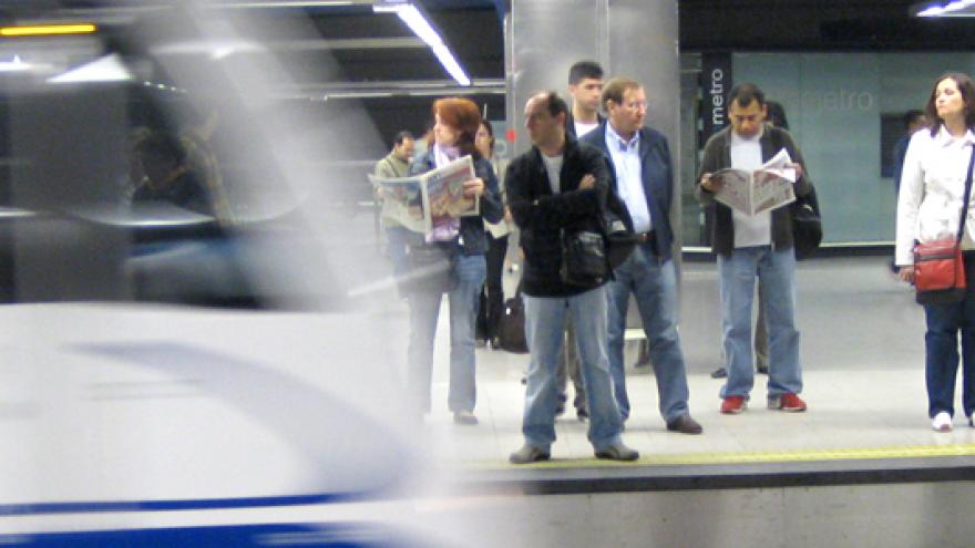Texto Alternativo: El Gobierno de la Comunidad reabrela próxima semana los tramos de las líneas 9B y 7B de Metro