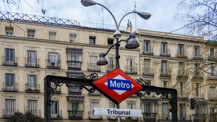 Texto Alternativo: Finalizamos la renovación de 13 ascensores de Metro a los que destinó 2,5 millones de euros