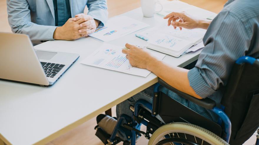 Texto Alternativo: Incrementamos en 29 millones las ayudas para la integración laboral de personas con discapacidad