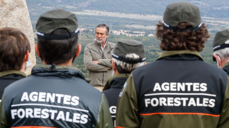 Texto Alternativo: Agradecemos a los agentes forestales su labor en seguridad, emergencias y cuidado del medio ambiente
