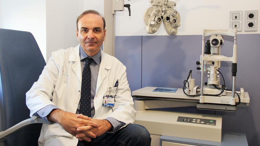 Texto Alternativo: Un oftalmólogo del Hospital Clínico, premiado por la Sociedad Española de Oftalmología
