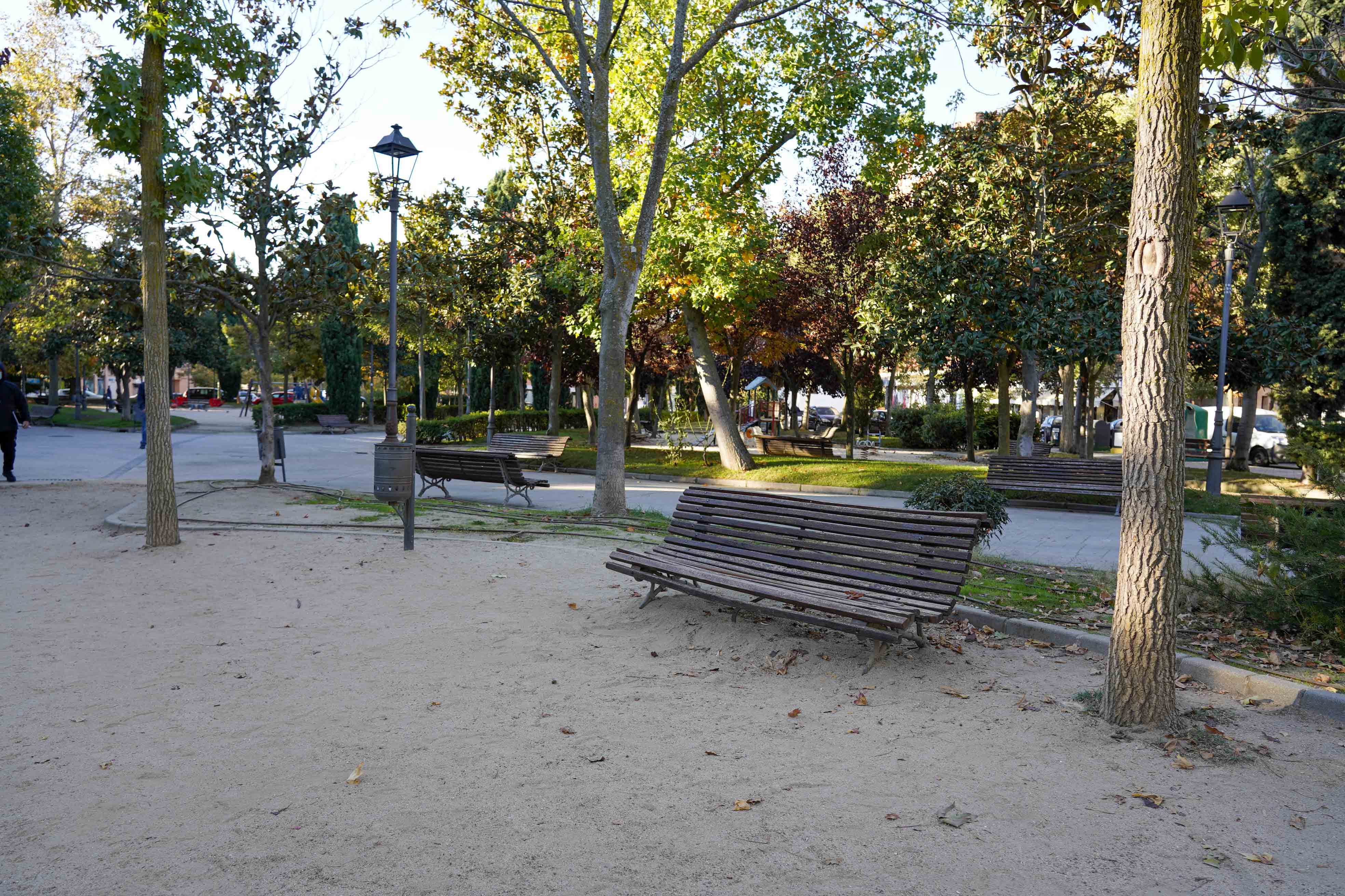 Texto Alternativo: La Alcaldesa sigue visitando los diferentes distritos de la ciudad