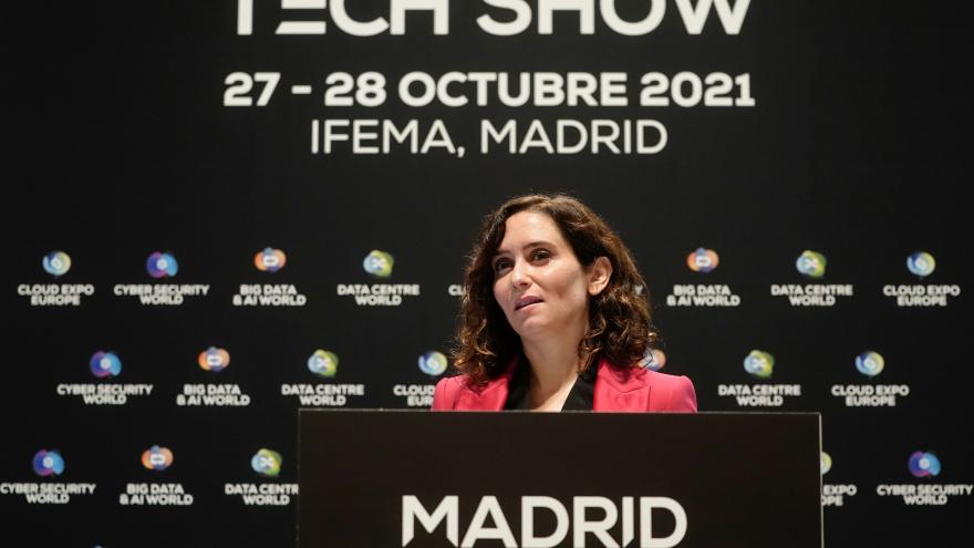 Texto Alternativo: Díaz Ayuso: “Pronto vamos a ser el centro digital del sur de Europa”