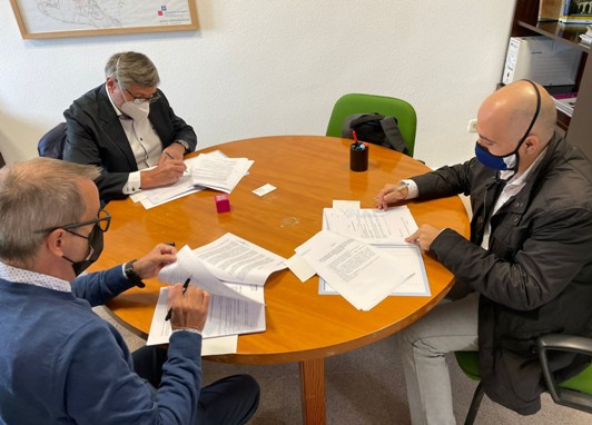 Texto Alternativo: El Ayuntamiento y las entidades urbanísticas de conservación de los parques empresariales de Leganés firman un nuevo convenio de colaboración