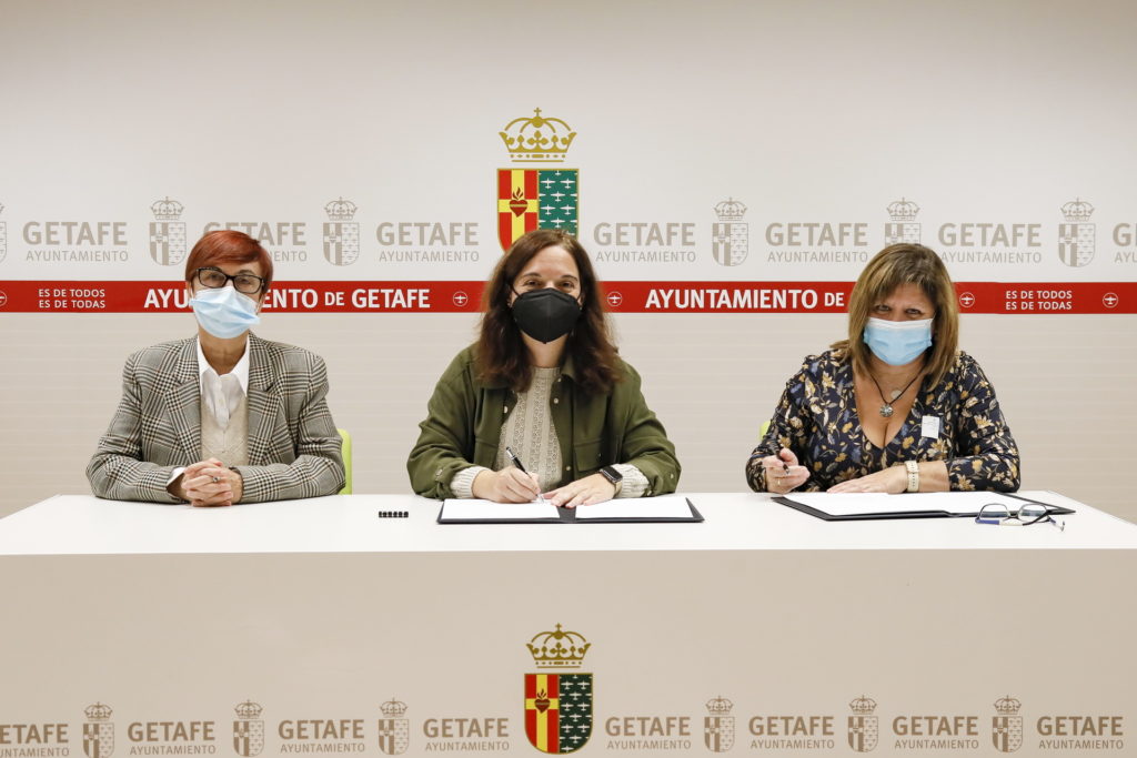Texto Alternativo: Getafe renueva su compromiso con la Asociación de Familiares de Personas con Alzheimer