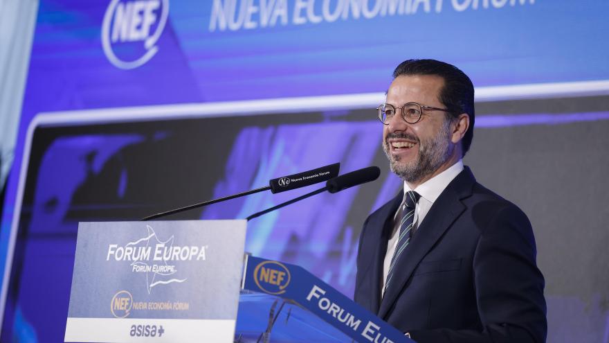 Texto Alternativo: Proyectamos nuestra política económica para alcanzar en 2022 los niveles de PIB prepandemia