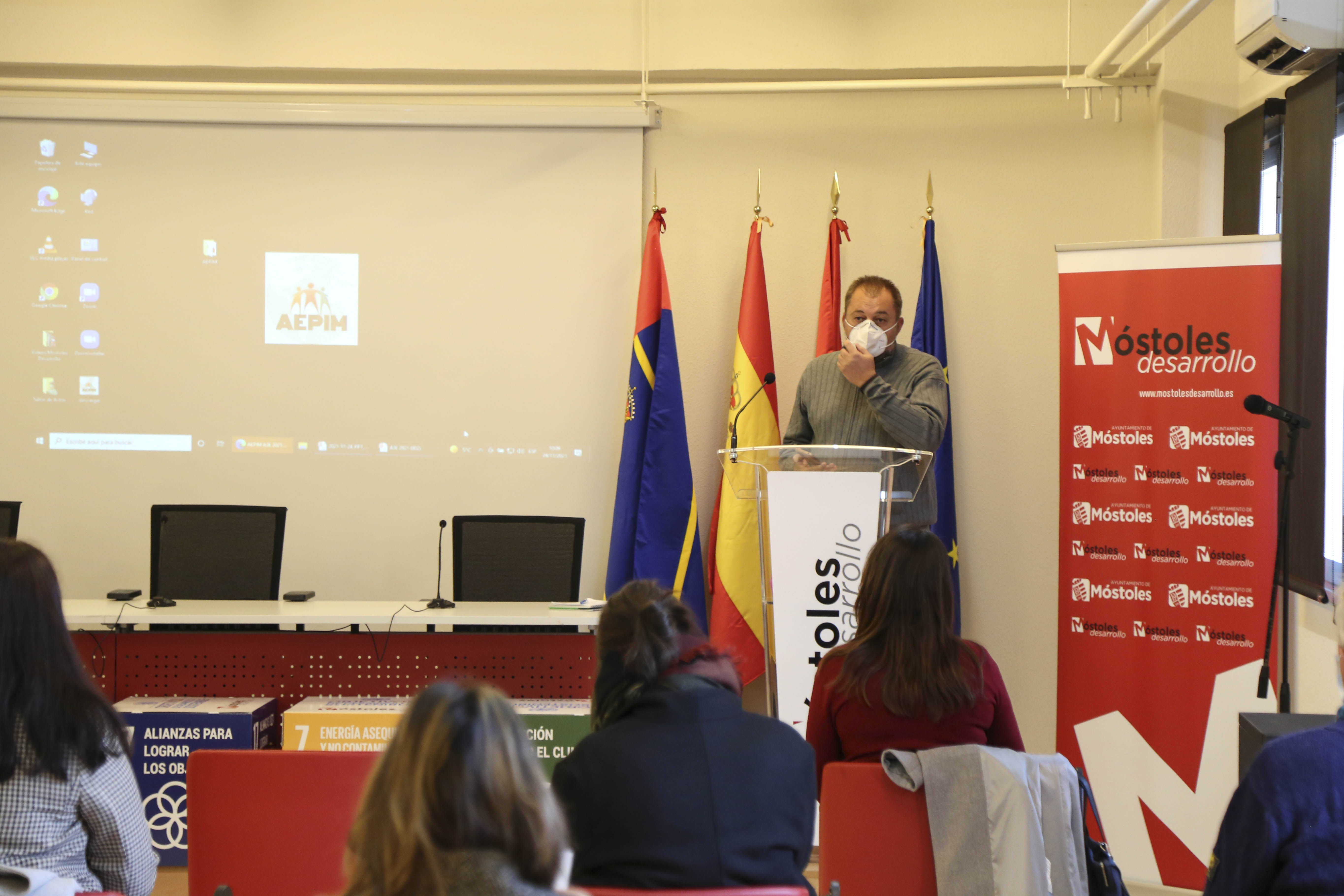 Texto Alternativo: Jornadas sobre Alternativas para reducir la factura eléctrica industrial en Móstoles Desarrollo