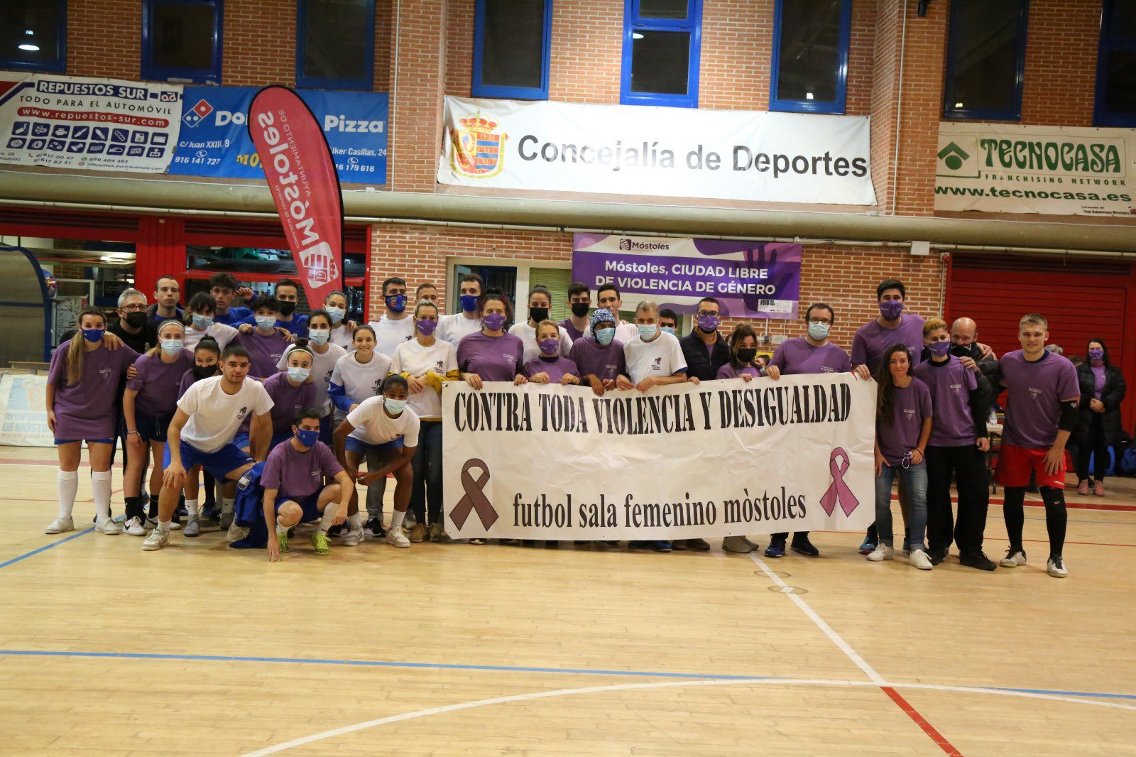 Texto Alternativo: Fútbol sala contra la violencia machista y a favor de la inclusión