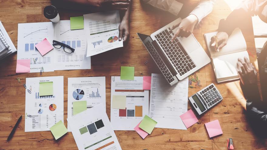 Texto Alternativo: Financiamos programas formativos e investigadores de prestigio académico