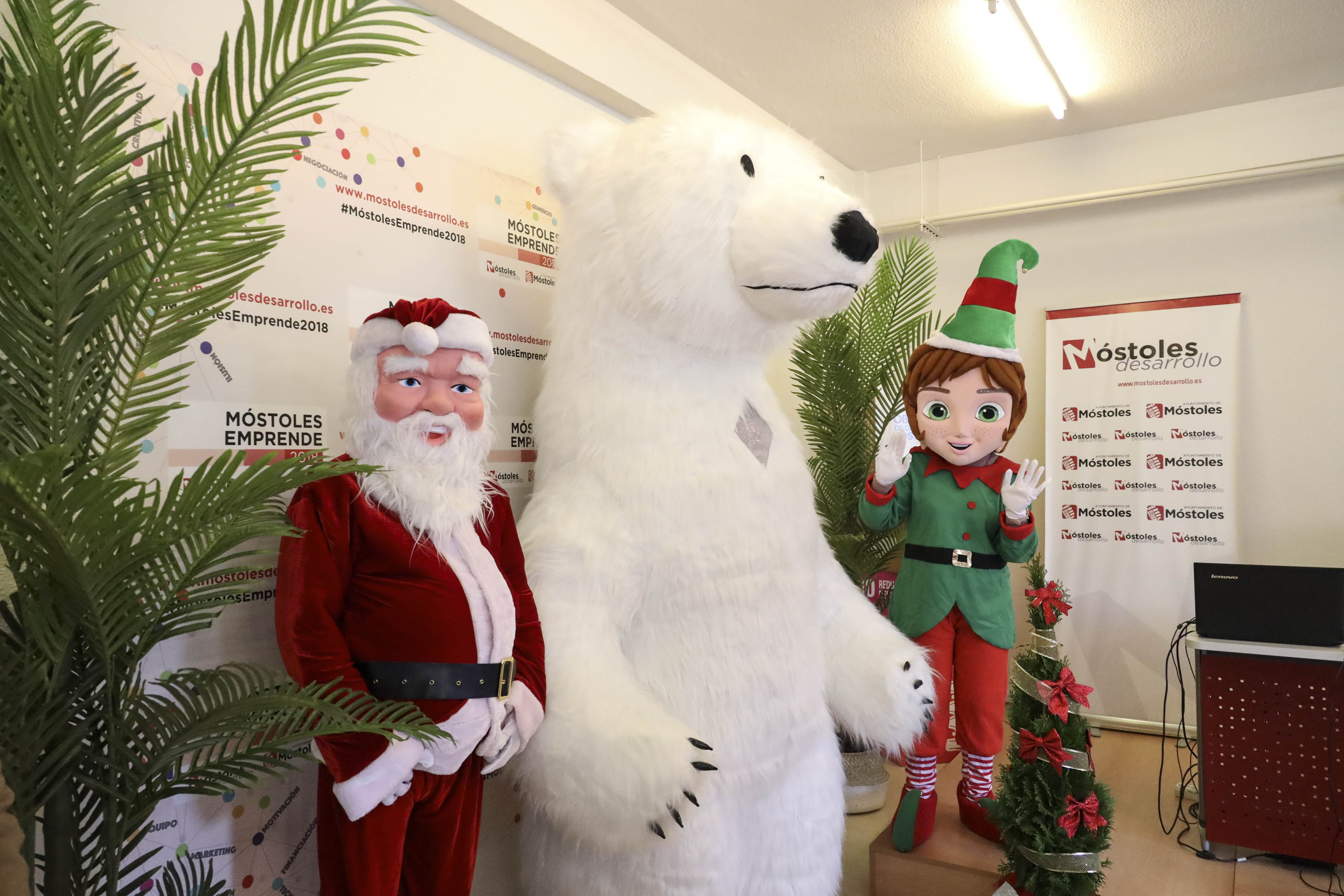 Texto Alternativo: El Gobierno de Móstoles lanza La magia de la Navidad está en tu barrio para dinamizar la hostelería y el comercio de barrio