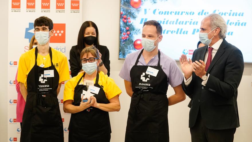 Texto Alternativo: El Hospital Central de la Cruz Roja San José y Santa Adela, ganador del V Concurso de Cocina Hospitalaria Navideña