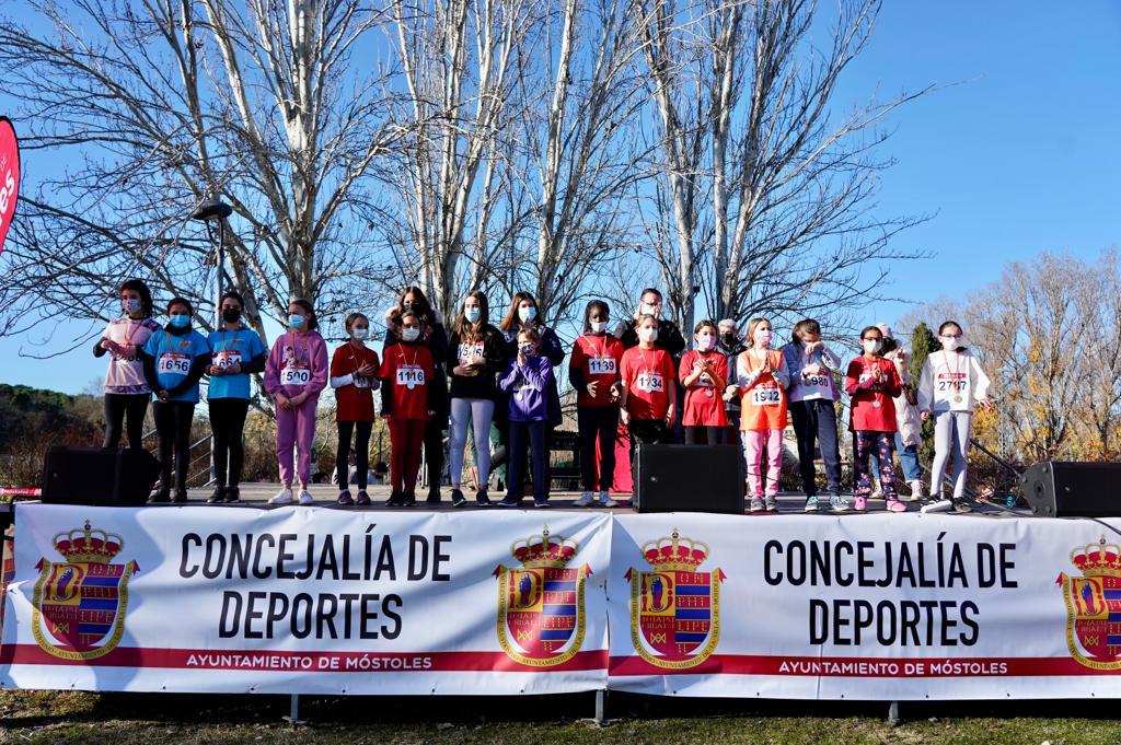 Texto Alternativo: 2.000 menores compiten en una nueva Jornada de campo a través de Deporte Infantil de Móstoles