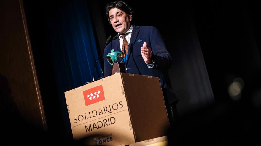 Texto Alternativo: La Comunidad de Madrid recibe el Premio Solidario ONCE por el II Plan de Accesibilidad de Metro