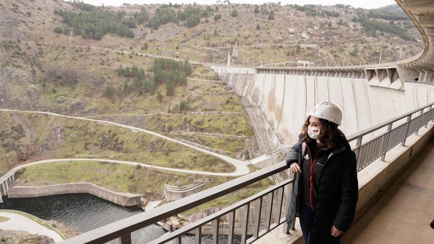 Texto Alternativo: Díaz Ayuso anuncia que en 2022 las tarifas del agua en la Comunidad de Madrid seguirán congeladas por séptimo año consecutivo