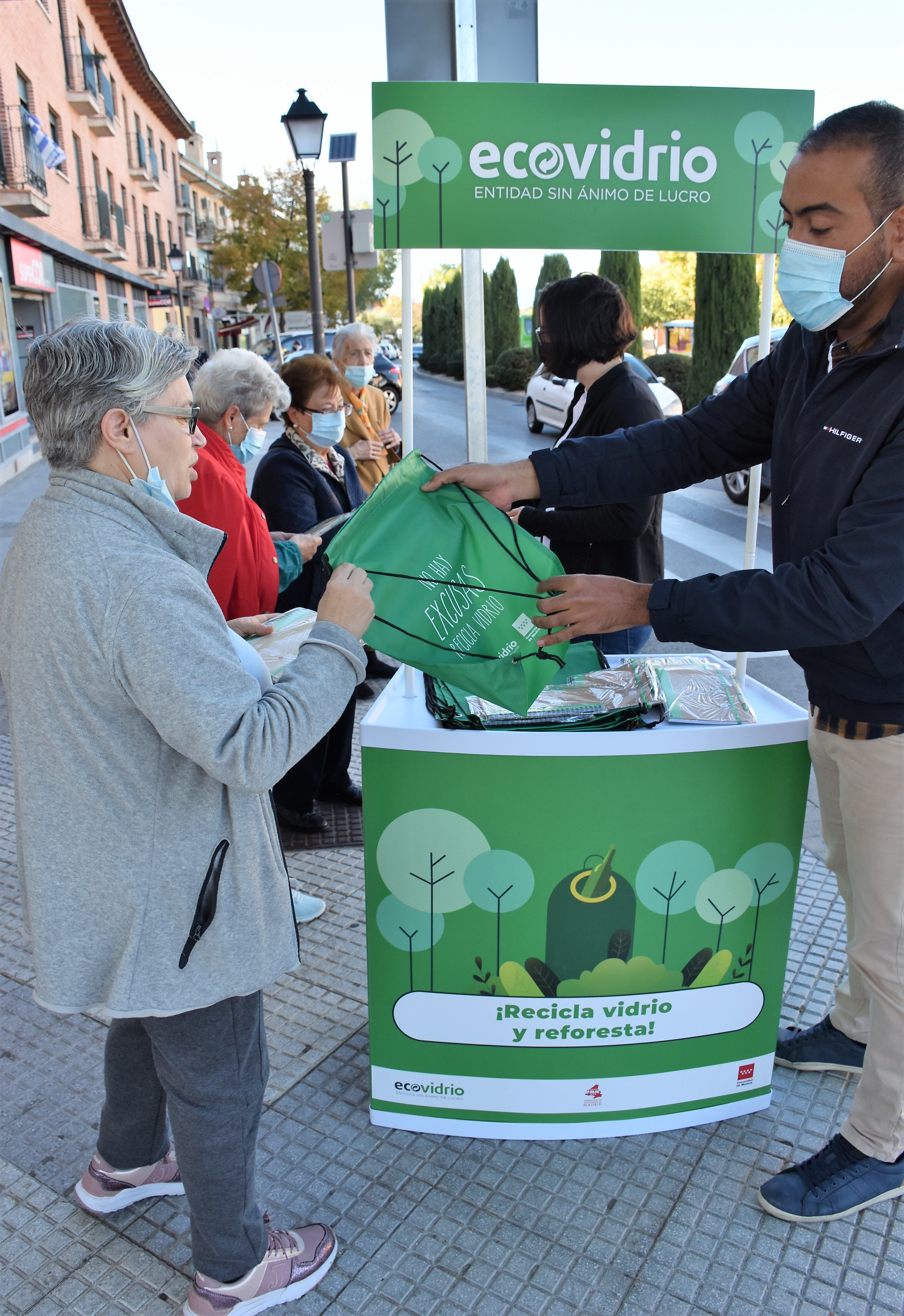 Texto Alternativo: Villaviciosa de Odón, uno de los municipios ganadores de la campaña ‘Reciclo y reforesto’ promovida por Ecovidrio