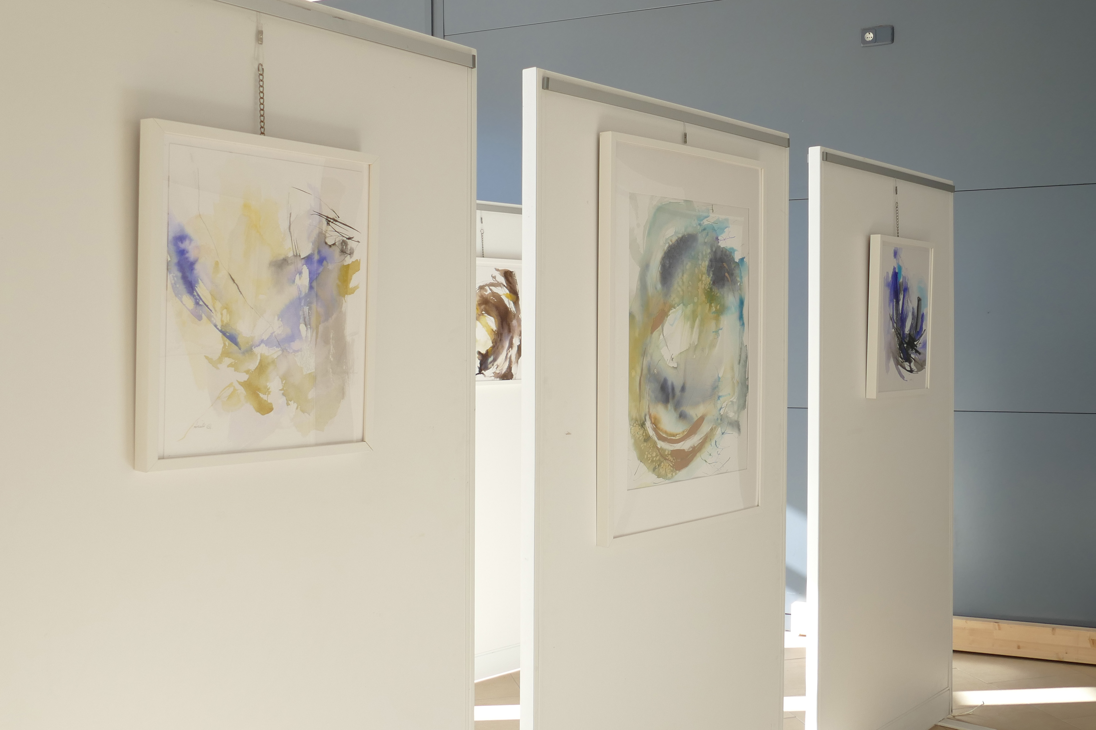 Texto Alternativo: El Centro Sociocultural Norte-Universidad acoge la exposición de pintura Mutaciones coetáneas, de Araceli García
