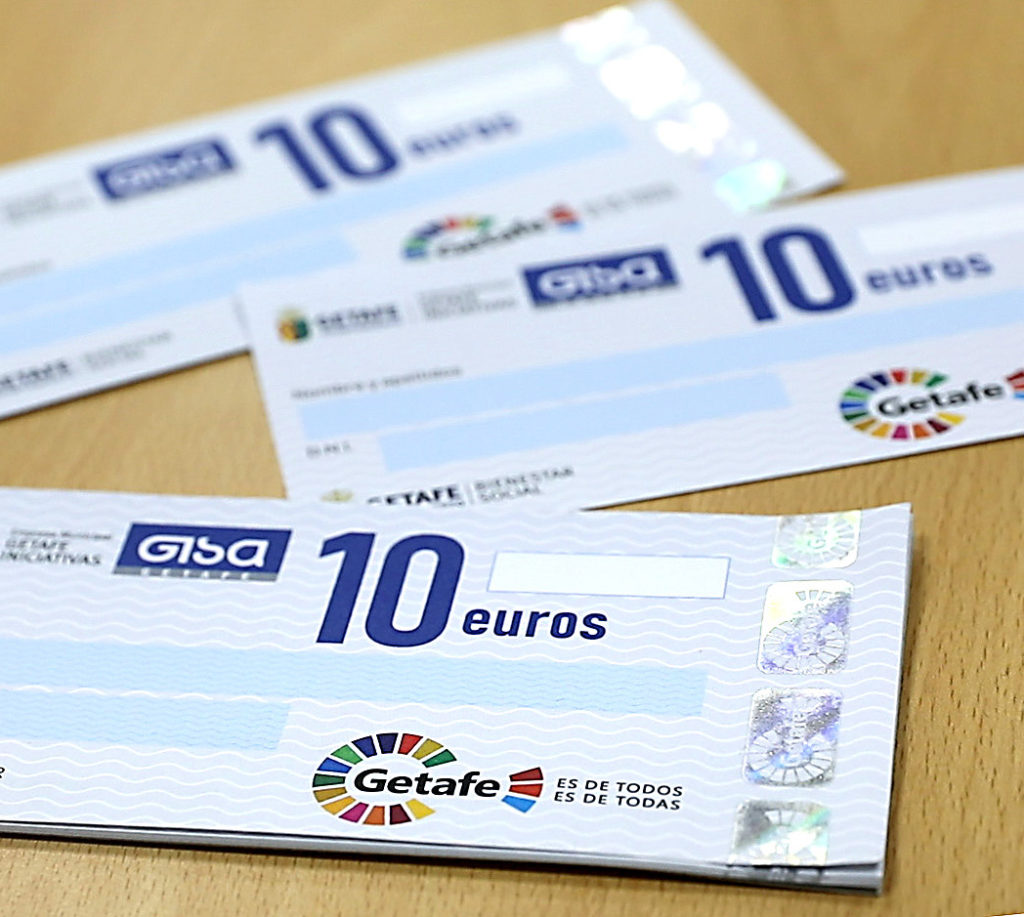 Texto Alternativo: 835 familias utilizaron los cheques sociales de GISA en pequeños comercios en 2021
