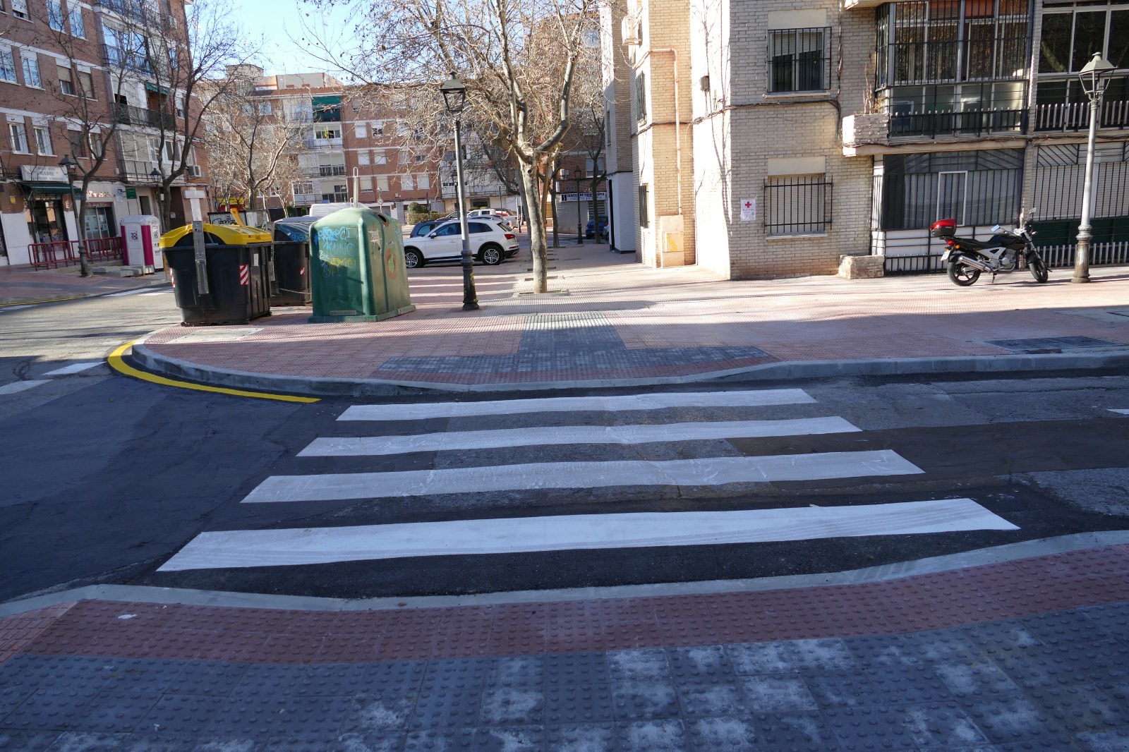 Texto Alternativo: Móstoles sigue avanzando en accesibilidad y seguridad vial con nuevos pasos de cebra