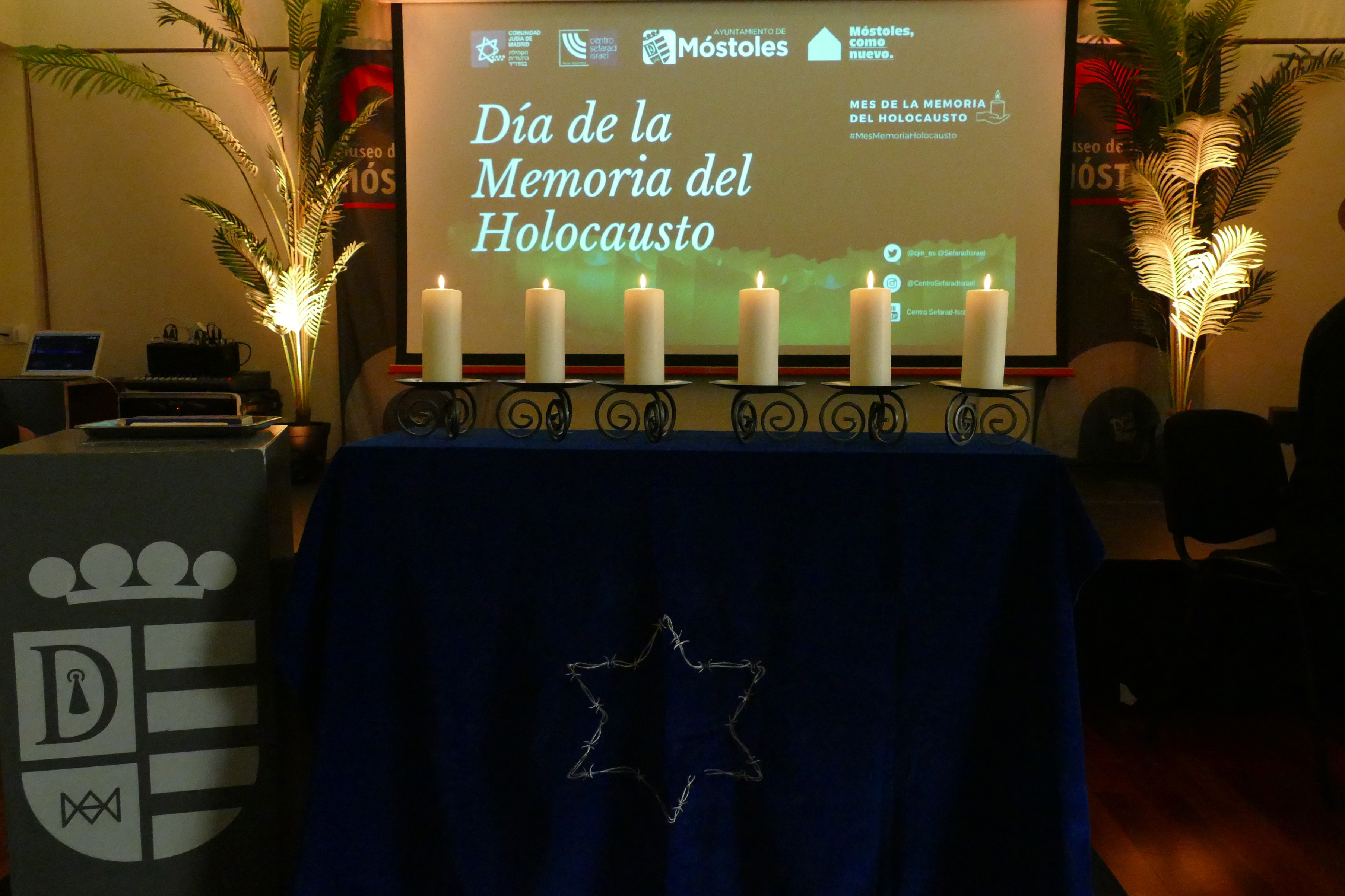 Texto Alternativo: Móstoles mantiene encendida la llama de la memoria por las víctimas del Holocausto
