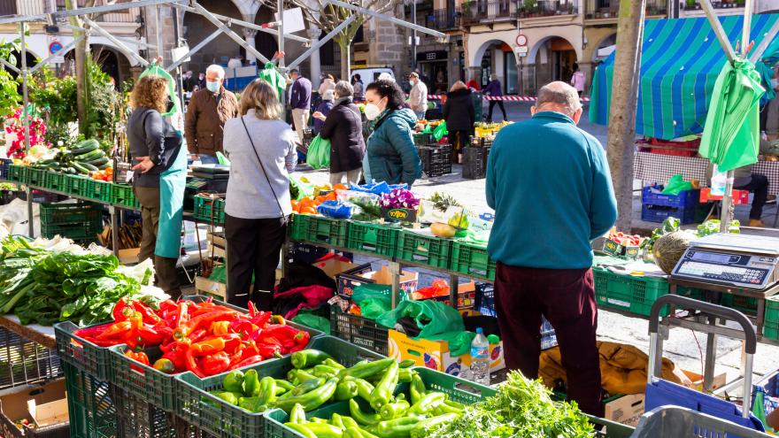 Texto Alternativo: La Comunidad de Madrid destina 250.000 euros a la modernización del comercio ambulante