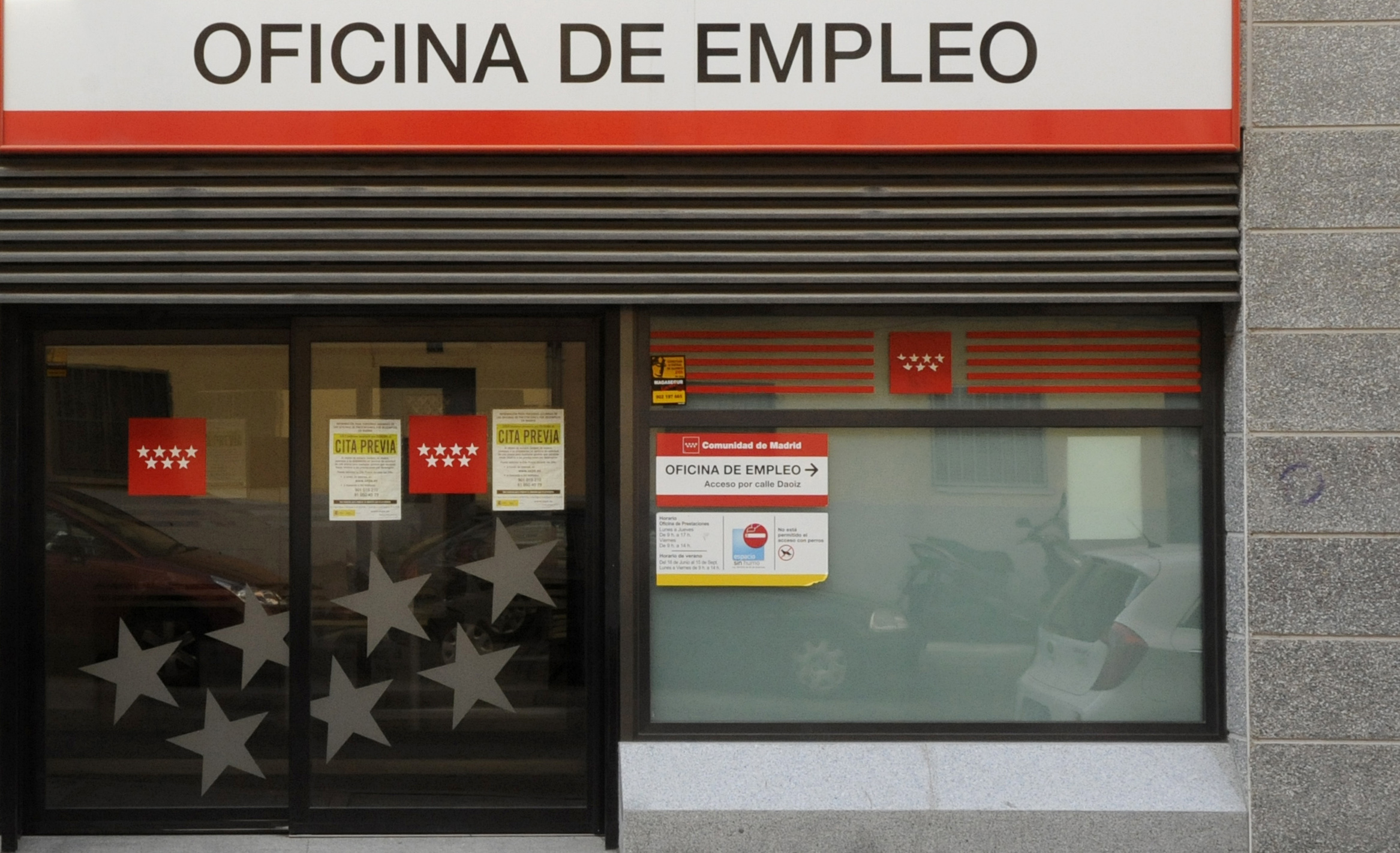 Texto Alternativo: Móstoles consolida su tendencia a la baja en los datos de paro por octavo mes consecutivo