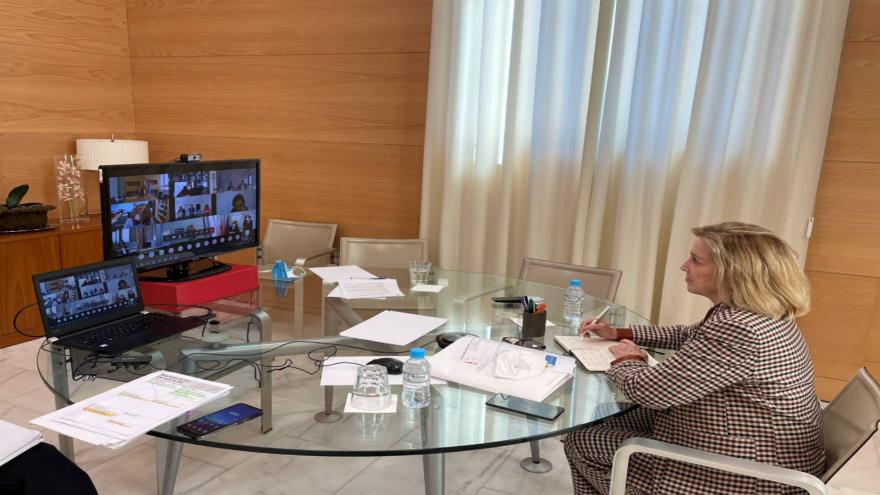 Texto Alternativo: La Comunidad de Madrid reitera su total disponibilidad y colaboración para ayudar a los refugiados ucranianos y pide al Gobierno Central que centralice todas las actuaciones