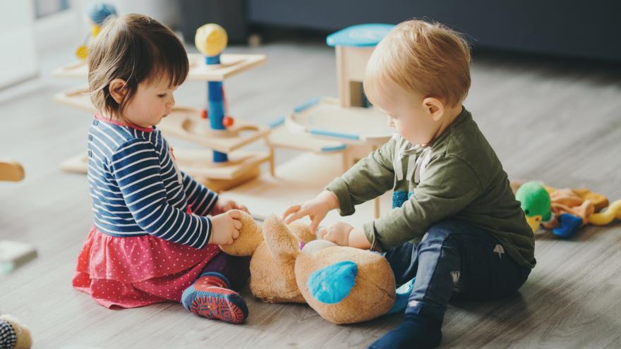 Texto Alternativo: La Comunidad de Madrid crea cerca de 2.000 plazas de 0-3 años en colegios públicos de Infantil y Primaria para el próximo curso