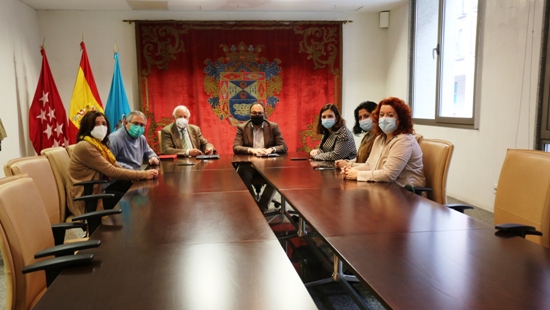 Texto Alternativo: El Ayuntamiento de Leganés destina 200.000 euros a Cáritas para la atención de las necesidades básicas de la población vulnerable