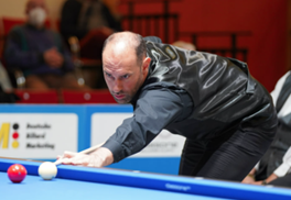 Texto Alternativo: Rubén Legazpi del Club Billar Móstoles conquista el bronce en el Campeonato del Mundo de equipos nacionales