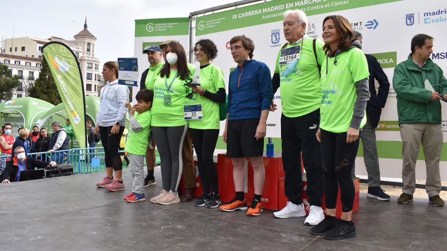 Texto Alternativo: El Hospital Príncipe de Asturias, premiado por la AECC por su participación en la IX Carrera Contra el Cáncer