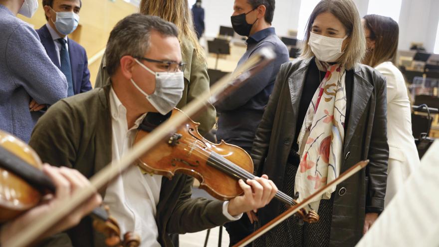Texto Alternativo: La Comunidad de Madrid facilita la inserción laboral de jóvenes músicos en su Academia Orquestal, programa pedagógico pionero en España