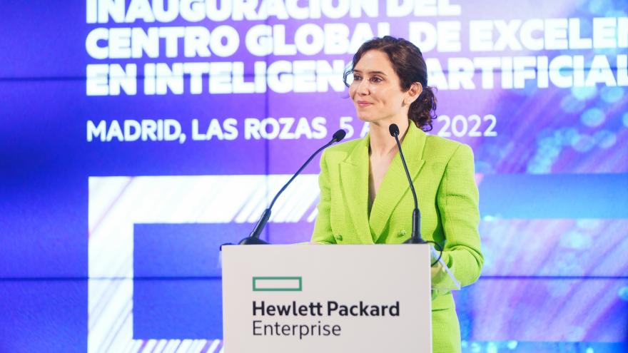 Texto Alternativo: Díaz Ayuso anuncia que las sedes de los clústeres digitales de la Comunidad estarán en Las Rozas, Tres Cantos, Leganés y Torrejón de Ardoz