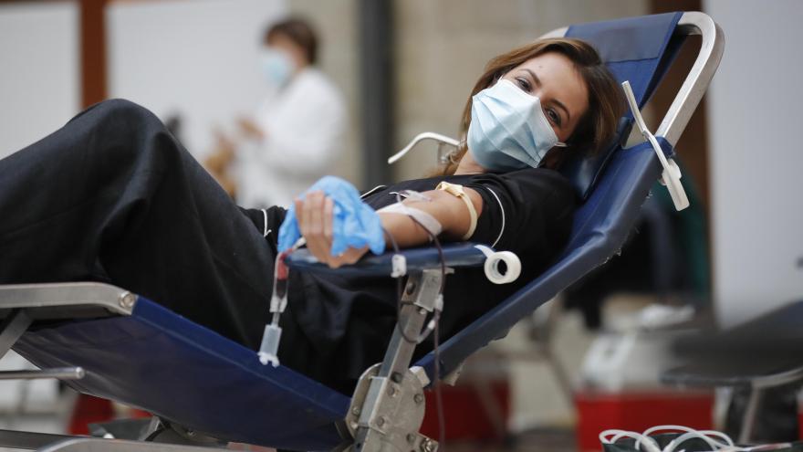 Texto Alternativo: Alumnos de Coslada y San Fernando se unen para promover la 8ª Maratón de donación de sangre en el Hospital del Henares