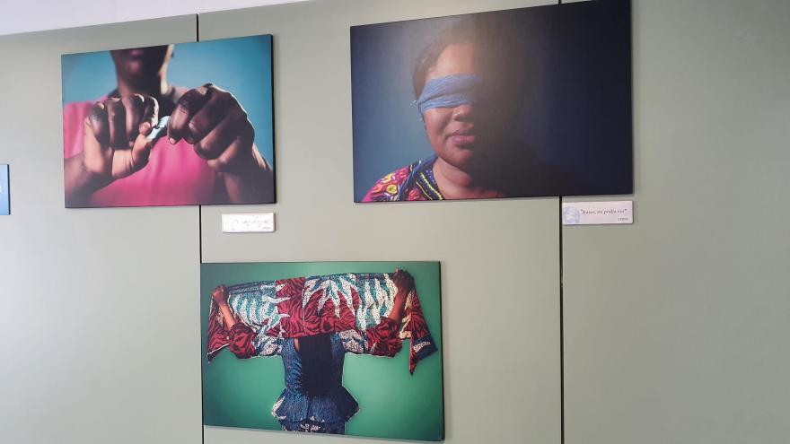 Texto Alternativo: Exposición fotográfica del Centro de Salud Las Olivas para sensibilizar frente a la mutilación genital femenina