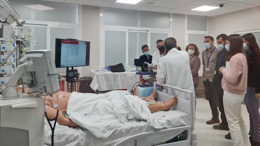 Texto Alternativo: El Hospital 12 de Octubre utiliza con éxito una técnica extracorpórea que ha dado soporte al corazón y pulmones de pacientes críticos en más de 300 ocasiones