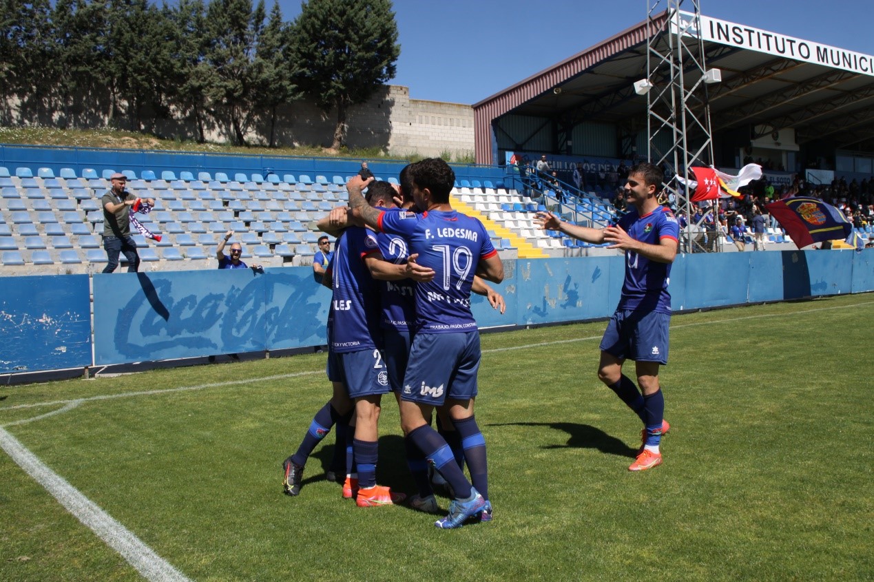 Texto Alternativo: El CD Móstoles cae ante un Real Avilés que sentenció el partido en 5 minutos